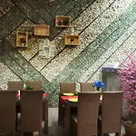 Bantal Guling Braga Guesthouse
